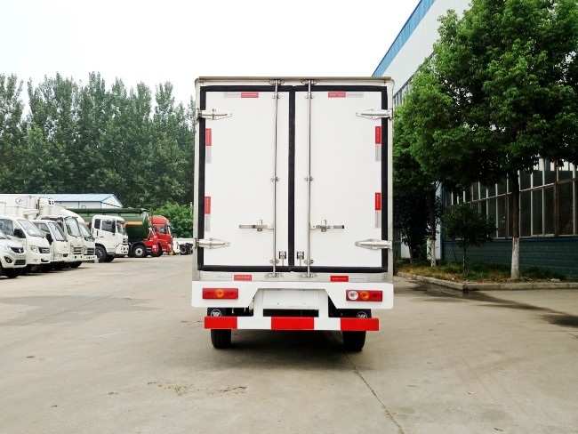 福田伽途國五2.8米冷藏車3.jpg